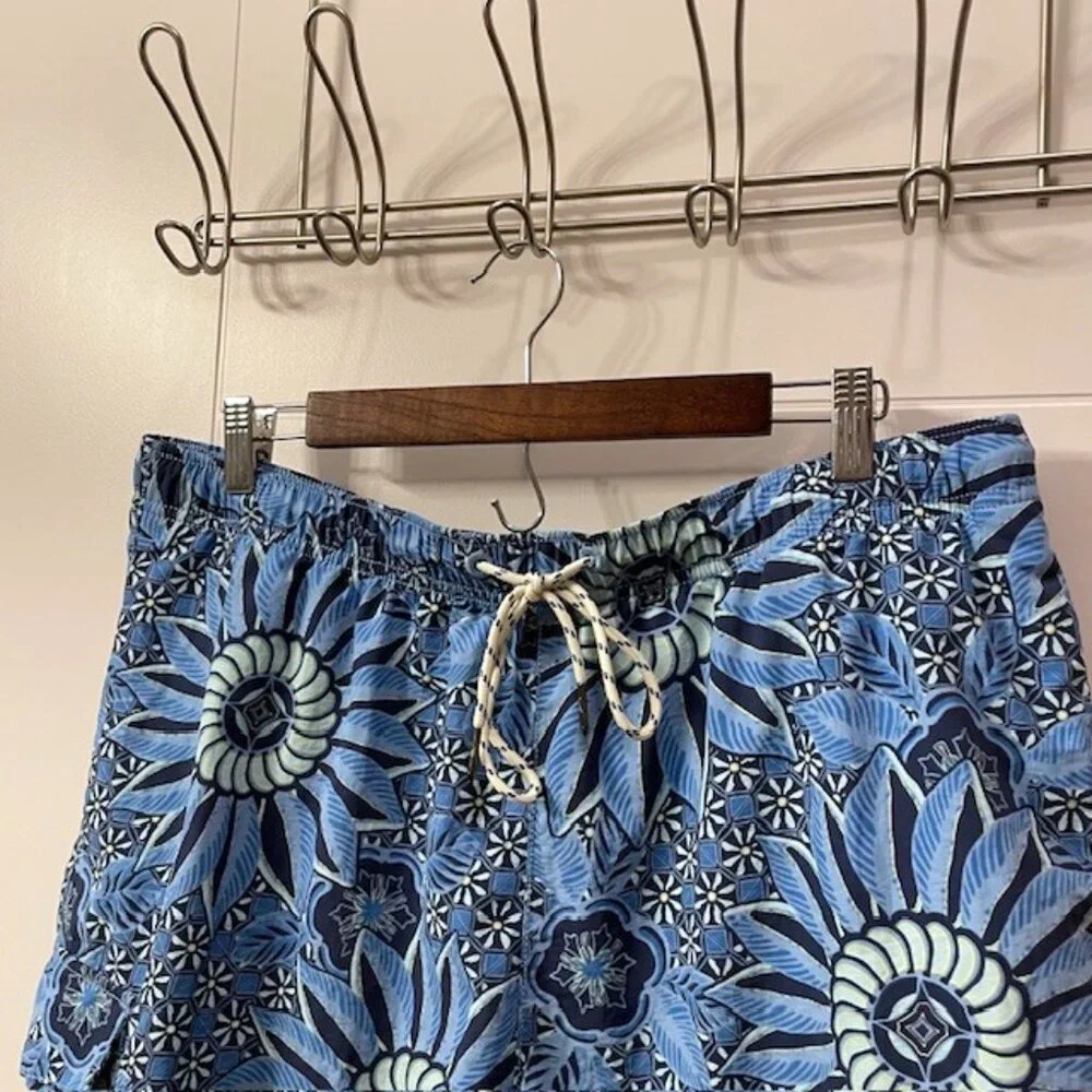 Men's Tommy Bahama Floral Printed Swim Trunks Blue Size Large Pockets Beach